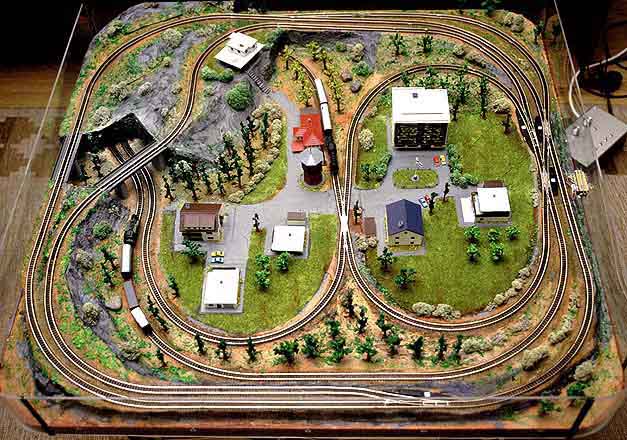 trains on Pinterest | Model Train Layouts, Model Train and Train Table